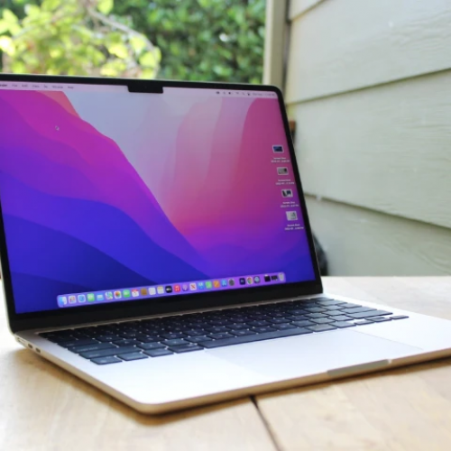 Review MacBook Air M2 (2022): Sự thay đổi từ A-Z